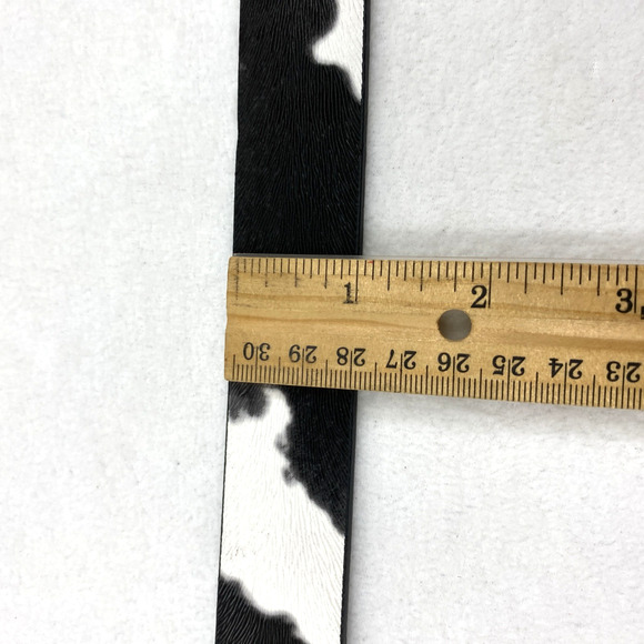 Womens Western Belt Faux‎ Cow Hide Print Cowgirl Ornate Silvertone Metal Buckle - Picture 5 of 7